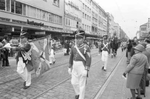 Steubenparade der Geschäftsvereinigung "City-Partner" Karlsruhe in der Kaiserstraße