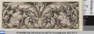 Blattwerk mit Blättermasken symmetrisch, Querfüllung