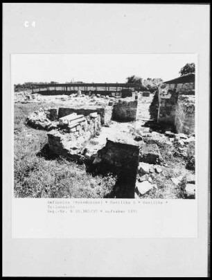 Basilika A
