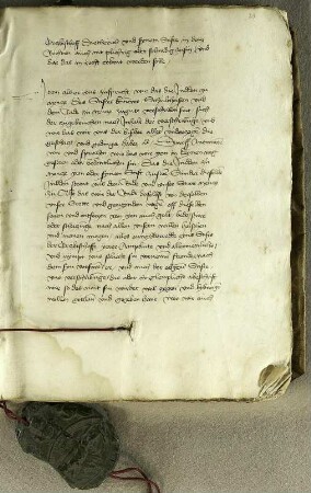 [Text = 1443 Juni 26 / II]. Von Schultheiß Konrad Billung für Johann von Hulßhoffen, "want er nomme schultheiße ist", mit Eid besagt vor Herrn Raban von Liebenstein, Kämmerer, und den Richtern Heinrich Bock, Johann Granß, Clas Schenckenberg und Johann Remolt. "Publicatum anno prenotato feria quarta proxima post diem beati Egidii."