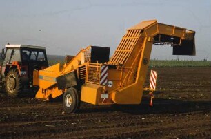 Schwadlader L6
