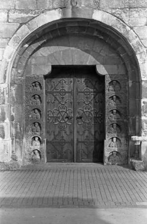 Pfarrkirche Sankt Stephan — Westportal
