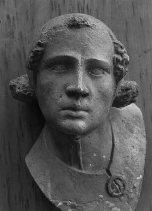 Gipsabguss des Kopfes der hockenden Figur