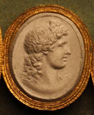 Profilkopf des Apollo (Daktyliothek, Erstes Mythologisches Tausend)