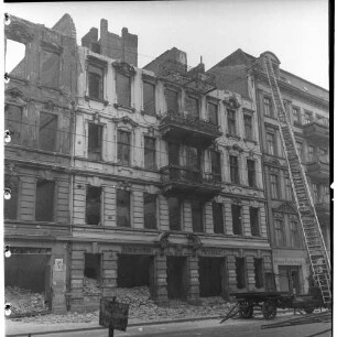 Negativ: Ruine, Goltzstraße 46, 1950