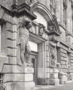 Statue, Leipzig -