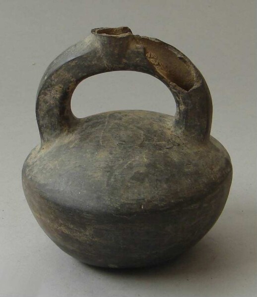 Clay vessel