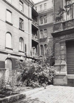 Leipzig. Rathaus Plagwitz. Alte Straße 22, Ecke Erich-Zeigner-Allee 29, Ecke Weißenfelser Straße