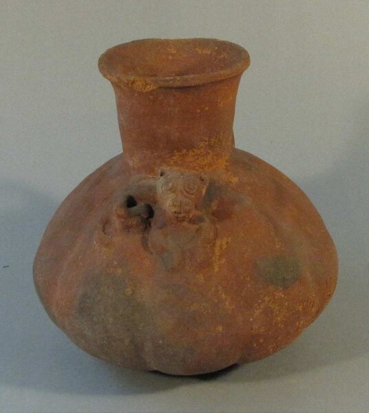 Clay vessel