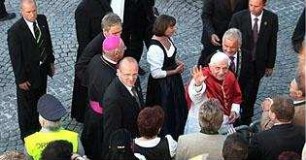 Wir sind Papst! - Marktl am Inn
