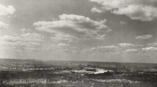 Dresden, Blick vom Weißen Hirsch nach Südwesten über das Elbtal und die Stadt