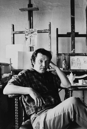 Der Maler Hans Vent inseinem Atelier