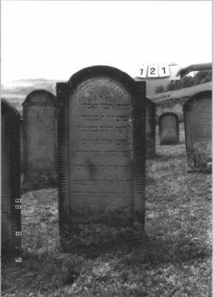 Grabstein 121