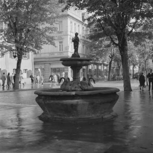 Weimar. Gänsemännchenbrunnen