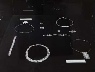 XIII. Triennale Mailand, Deutsche Abt., diverser Schmuck