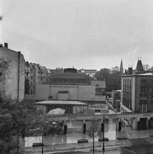Blitze über den Dächern von Berlin, aufgenommen von der Atelierwohnung Karl Theodor Gremmlers am Kurfürstendamm