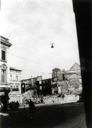 Zerstörungen Zweiter Weltkrieg. Rondellplatz