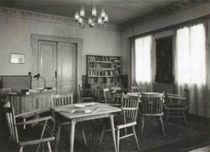 Gehlberg, Gemeindebibliothek, Inneres, Ausleihraum