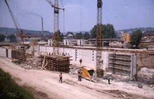Esslingen, Doppelschleuse im Bau, flussabwärts