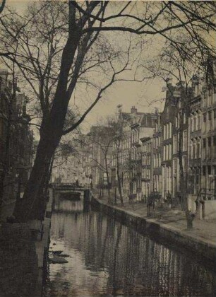 Gracht mit Häusern, Amsterdam