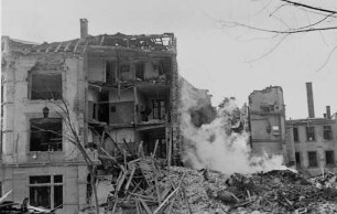 Zerstörungen Zweiter Weltkrieg - Luftangriff auf Karlsruhe am 02./03.09.1942. LS-Revier VI. Kaiserallee