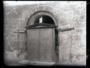 Kirche; Portal, romanisch