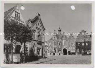 Husum, Marktplatz und Rathaus