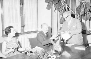 Freiburg: Besuch des britischen Botschafters Sir Roberts; Empfang beim Regierungspräsidenten