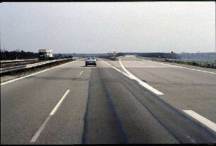 Einfahrt in Tangente Süd (Speyer Richtung Heilbronn) und in Rampe Nord (Speyer Richtung Mannheim) von Hauptfahrbahn Süd der A61