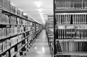 Freiburg: Neues Kollegiengebäude der Uni, Rechtswissenschaftliche Bibliothek