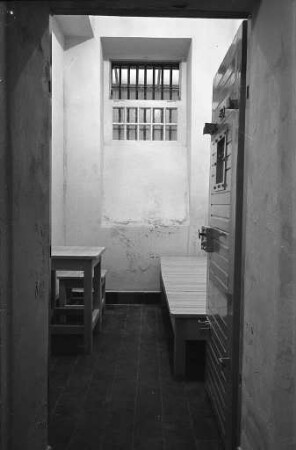 Zellen im Keller des Bundesgerichtshofs.