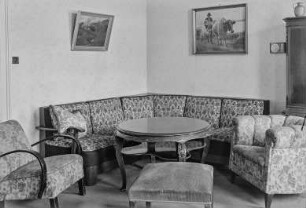 Wohnhausinnenansicht - Sitzecke : Raumaufnahme eines Wohnzimmers