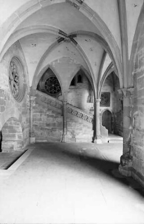 Maulbronn: Treppe in der Ecke des Kreuzganges des Klosters