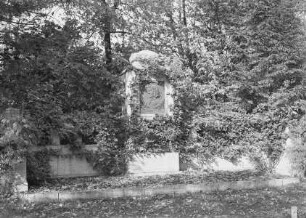 Eugenie Marlitt-Denkmal