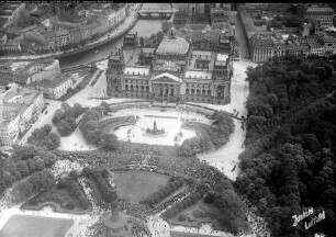 Berlin, Reichstag, Einzug des Reichspräsidenten von Hindenburg