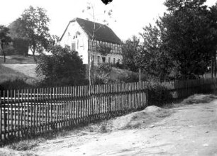 Halsbrücke-Conradsdorf-Falkenberg. Gehöft. Wohnhaus. Gartenansicht