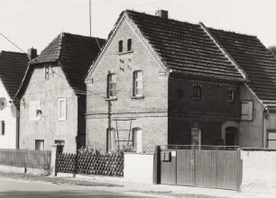 Schönwölkau-Wölkau-Kleinwölkau, ehemalige Gutssiedlung, Wohnhäuser Parkstraße 4 u. 2
