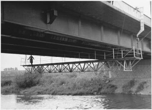 Brückenbesichtigungswagen Lippe-Brücke in Hamm