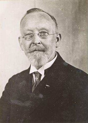 Haibach, Verwaltung, Bürovorsteher Zeichenbüro