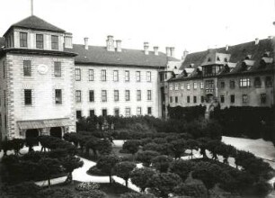 Meiningen, Schloss Elisabethenburg : Meiningen. Schloss Elisabethenburg. Haupt- und Nordflügel von Südosten