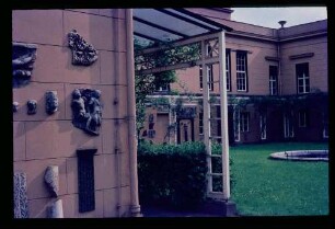 Schloss Glienicke 17.5.69.