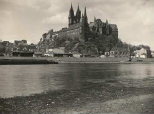 Meißen. Blick über die Elbe zu Dom und Albrechtsburg