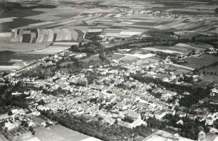 Neumarkt (Środa Śląska). Stadtansicht. Luftbild-Schrägaufnahme von Nordwest