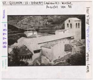 Saint-Guilhem-le-Désert: Abteikirche, Ansicht von Nordosten