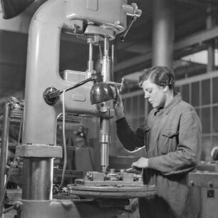 Stationäre Bohrmaschine bei Borgward