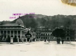 Straßenszene am Victoria Square : Weltreisen. Hongkong. Straßenszene am Victoria Square