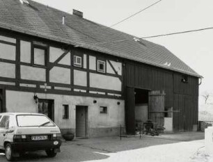 Neustadt-Polenz in Sachsen, Wohnstallhaus : Neustadt-Polenz in Sachsen. Wohnstallhaus (1. Hälfte 19. Jahrhundert), Mittelweg 61. Hofansicht (Scheune)