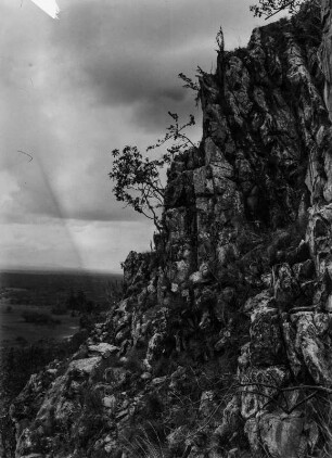 Quarzitfelsen : Quarzitfelsen der Maseve-Berge.