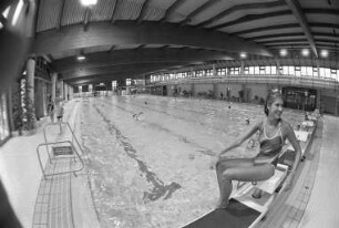 Badebetrieb im Fächerbad