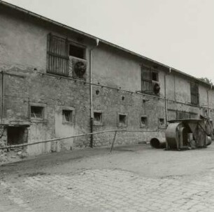 Lengenfeld-Plohn, Plohner Hauptstraße 9/11. Rittergut Plohn (nach 1804). Stallgebäude. Hofansicht